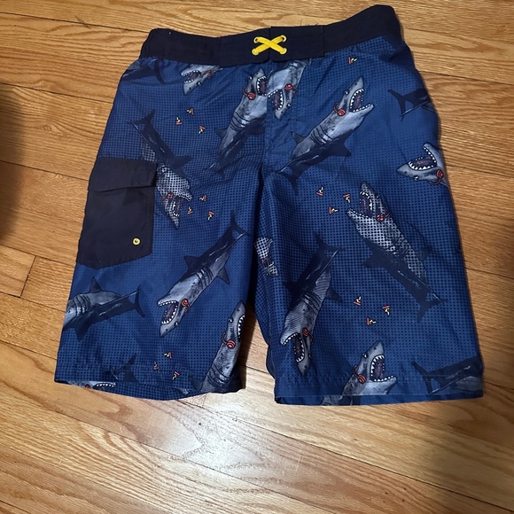 Boys swim trunks - Picture 1 of 3